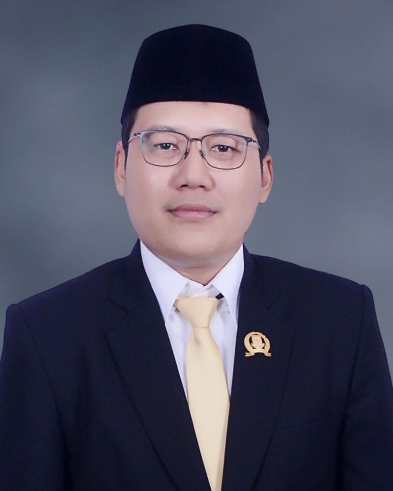 RIZKI KHAIRUL ICHWAN, S.IP, M.IP