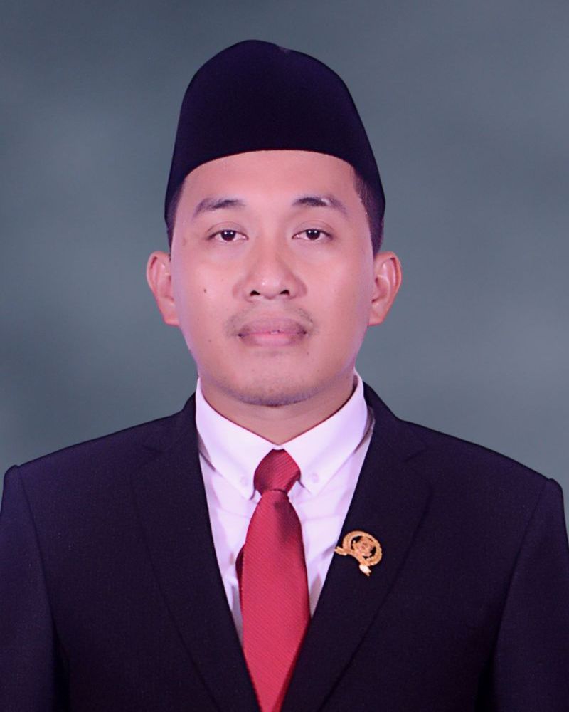 RICKI HIKMATULLAH, ST