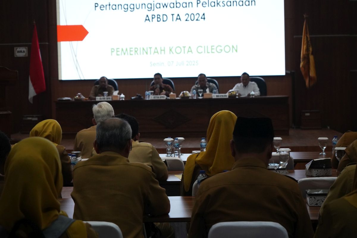 Rapat Gabungan RAPERDA