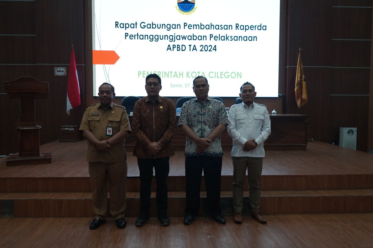 Rapat Gabungan RAPERDA